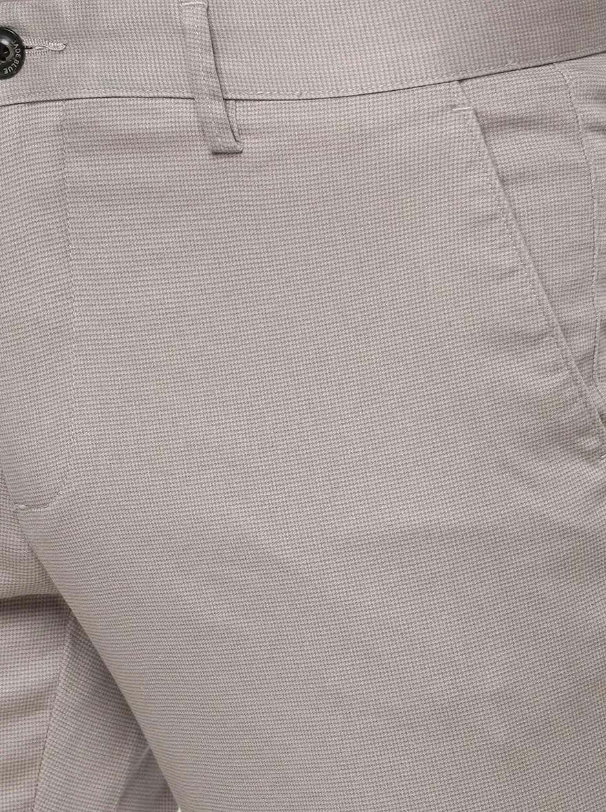 Off-White Checked Uno Fit Casual Trouser | JadeBlue
