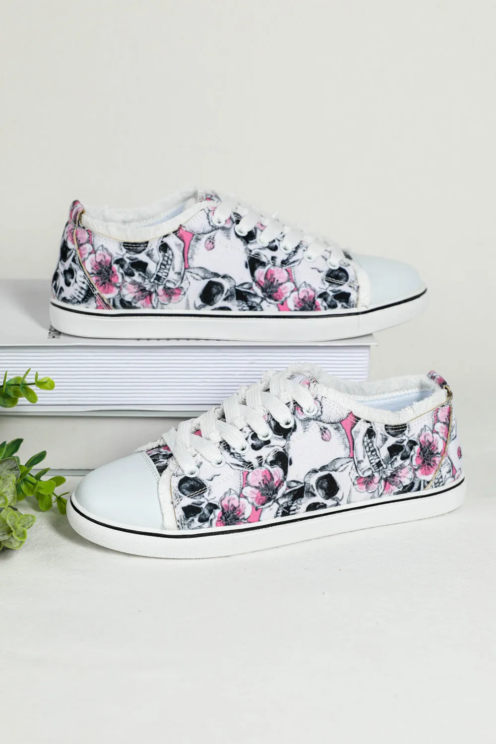 Skull Floral Print Canvas Shoes for Women Lace Up Sneakers